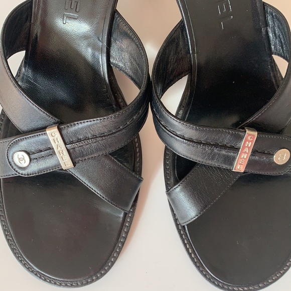 Chanel black leather slides - Picture 4 of 9
